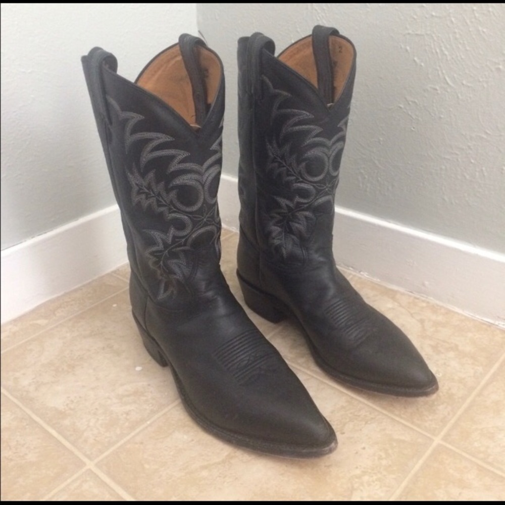 Tony Lama Black cowboy boots